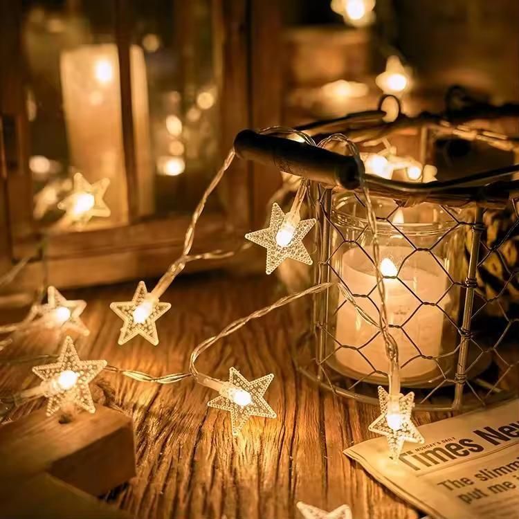 StarGlow™ 16-LED Snowflake String Lights – Warm White (3M, Indoor/Outdoor)